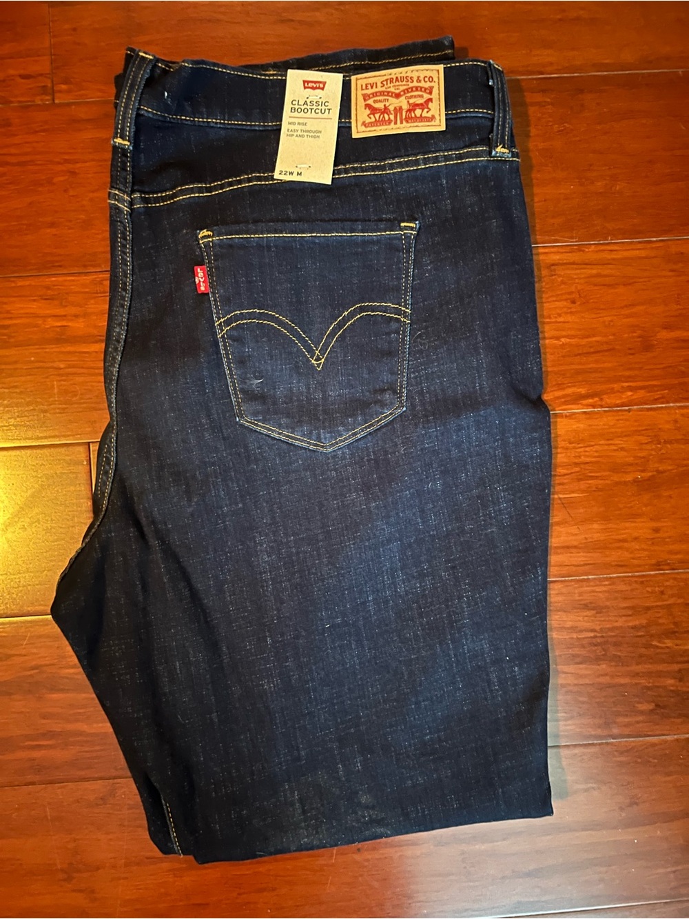 Levi's Women's Bootcut Jeans in Dark Indigo